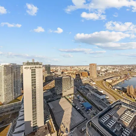 30th Floor - View From The Heart Of Eurovea Daire *