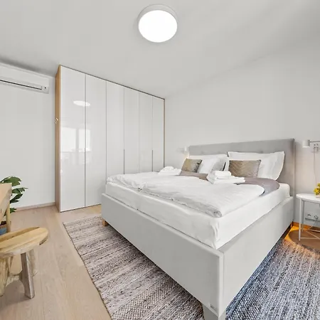 Apartmán 30th Floor - View From The Heart Of Eurovea Bratislava