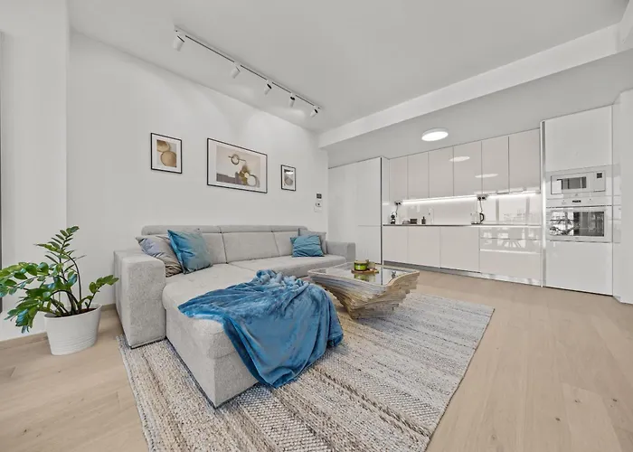 아파트 30th Floor - View From The Heart Of Eurovea